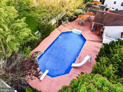 118 Lenox Ave, Trenton NJ 08620-1707 exterior