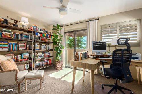 11039 11th St, Phoenix AZ  85020-5852 exterior