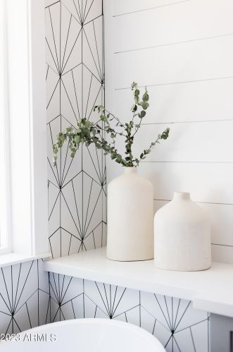 4225 34th Pl, Phoenix AZ  85018-4737 exterior