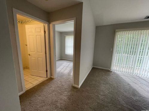 814 Portofino Pl, Huntington Station, NY 11747-5211