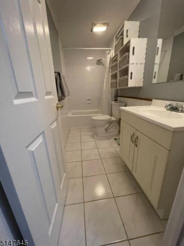 40 Cliffside Trl, Parsippany NJ 07834-2008 exterior