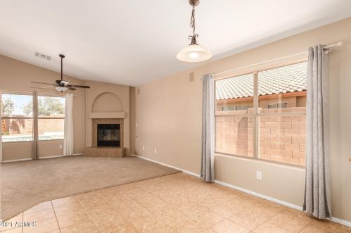 22816 34th Dr, Phoenix AZ  85027-7024 exterior