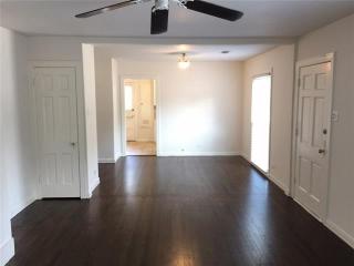 5018 Elsby Ave, Dallas TX  75209-3306 exterior