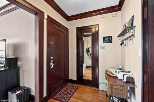 2220 37th St, Chicago IL 60609-1039 exterior