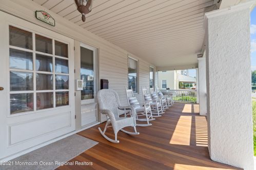 317 Allen Ave, Red Bank NJ 07711 exterior