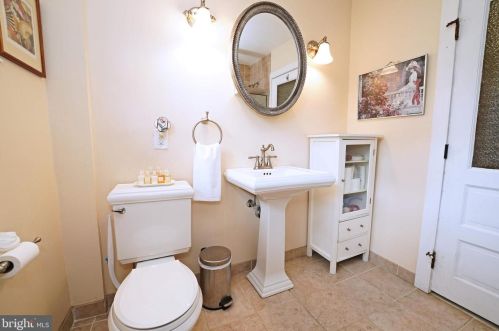 2144 Lawrence Rd, Trenton NJ 08648 exterior