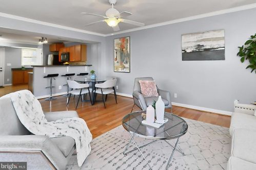 5260 Maris Ave, Alexandria VA  22304-1904 exterior