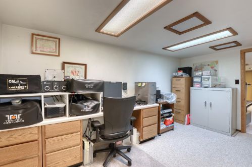 8919 Cheyenne St, Milwaukee WI 53224-4804 exterior