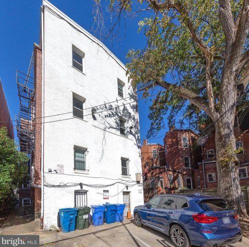 1706 U St, Washington DC  20020-4269 exterior