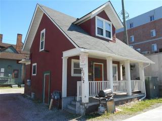 311 5th Ave, Ann Arbor MI  48104-7205 exterior