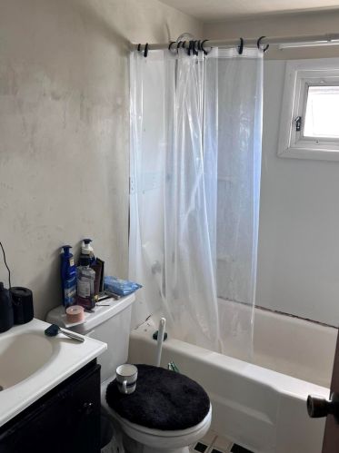 726 23 St, Manitowoc WI 54220-4410 exterior