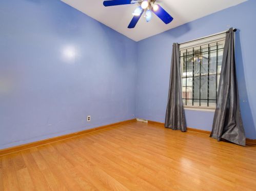 1747 Monticello Ave, Chicago IL 60618-5320 exterior