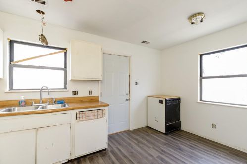 5232 Tennessee Ave, Saint Louis MO 63111-1624 exterior