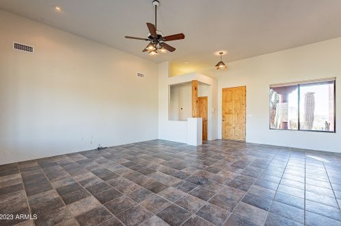 48909 3rd Ave, Phoenix AZ 85027-4700 exterior