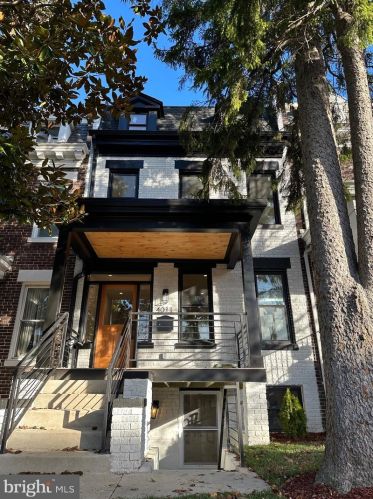 4011 8th St, Washington DC  20017-2023 exterior