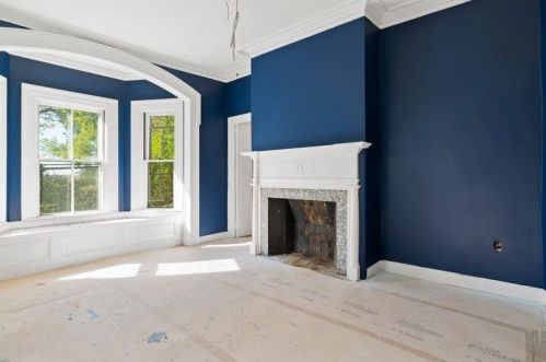 2 Cushing St, Providence RI 02906-2228 exterior