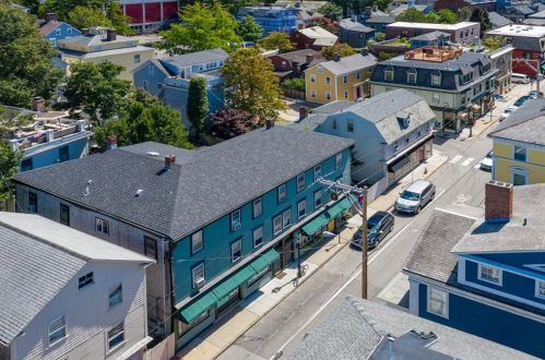 130 Spring St, Middletown, RI 02840-6818