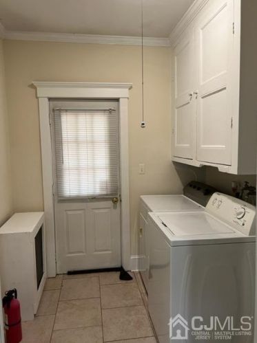 748 Ctr St, Green Brook NJ 08812-1510 exterior