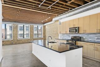 945 Fulton Market, Chicago IL  60607-1324 exterior