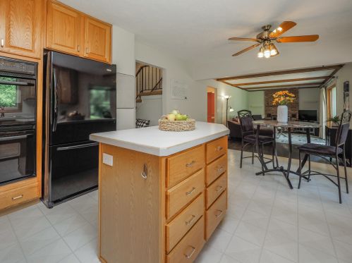 6303 Eagle Rdg Dr, Kalamazoo MI 49004-8677 exterior