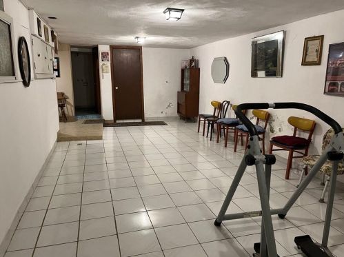 98 Hawkins St, Providence RI 02908-1713 exterior