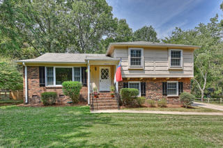 6620 Brynwood Dr, Charlotte NC  28226-7528 exterior