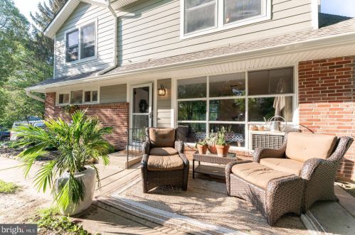 70 War Admiral Ln, Media, PA 19063-5239