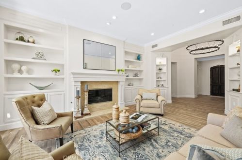 2440 Bronzewood Dr, Tustin CA  92782-4321 exterior