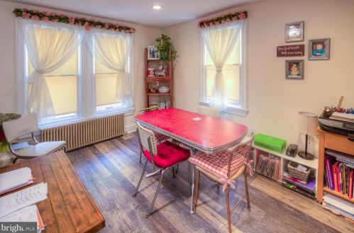 412 Delaware St, New Castle DE 19720-5045 exterior