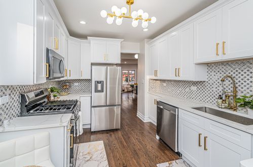 2311 Foster Ave, Chicago IL  60625-1825 exterior