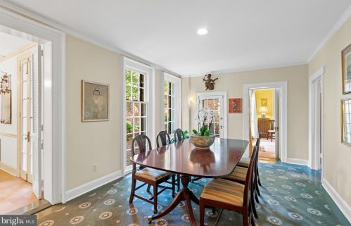 1318 34 St, Washington DC 20020-2303 exterior