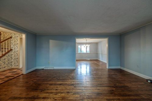 505 Arthur Dr, Moon Twp PA 15108 exterior