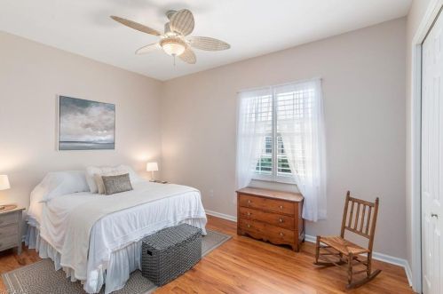 4579 Cardinal Cove Ln, Naples FL 34114-9486 exterior