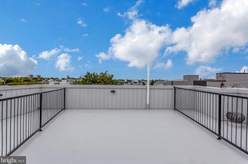 1840 Leithgow St, Philadelphia PA 19123-1430 exterior