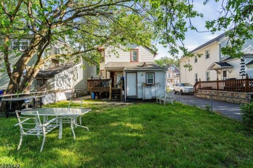 157 Richards Ave, Dover NJ 07801-4193 exterior