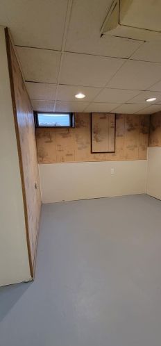 5650 43rd St, Milwaukee WI  53220-5215 exterior