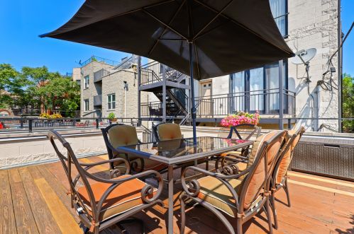 1621 Le Moyne St, Chicago IL 60622-8648 exterior