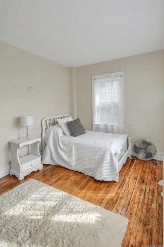 64 Prospect Ave, Valhalla NY 10595-1925 exterior