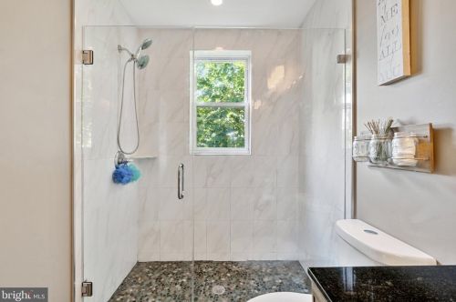 1924 Manton St, Philadelphia PA 19146-3811 exterior