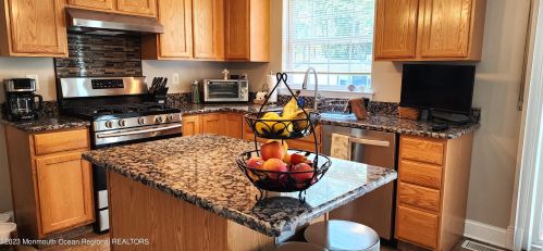 421 Virginia Ave, Berkeley Township NJ 08721-2318 exterior