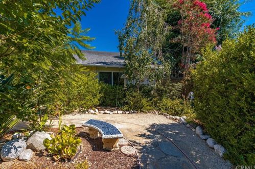 3800 Madonna Dr, Fullerton, CA 92835-1228