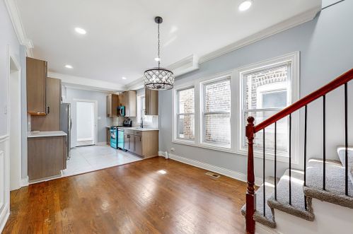 7821 Rhodes Ave, Chicago IL  60619-3013 exterior