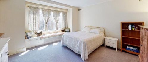 5531 Northumberland St, Pittsburgh PA 15217-1129 exterior