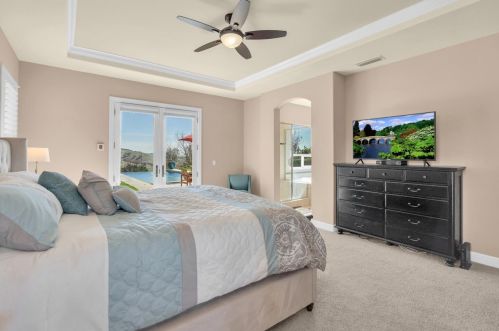 1403 Souza Dr, Folsom CA 95762-7559 exterior