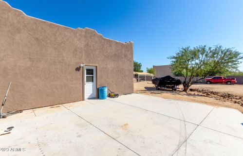36236 11 Ave, Phoenix AZ 85013-3074 exterior