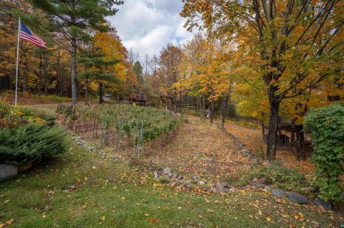 5278 Lakewood Rd, Duluth MN 55804-2817 exterior