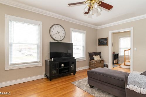 3125 Morgan St, Kalamazoo, MI 49001-4462