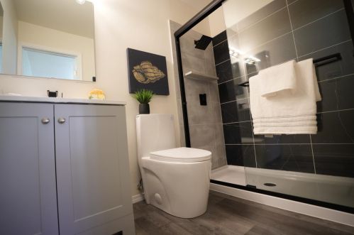 5338 Monterey Hwy, San Jose CA  95111-4230 exterior