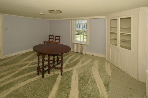 14 Meadow Rd, Windsor CT  06095-4617 exterior