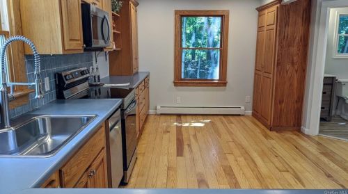 7 Phillips Rd, Poughkeepsie NY 12603-2909 exterior